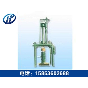 Vertical squeezing cement pipe making machine