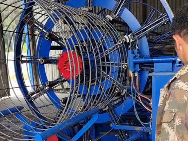 Reinforcement cage rolling welding machine